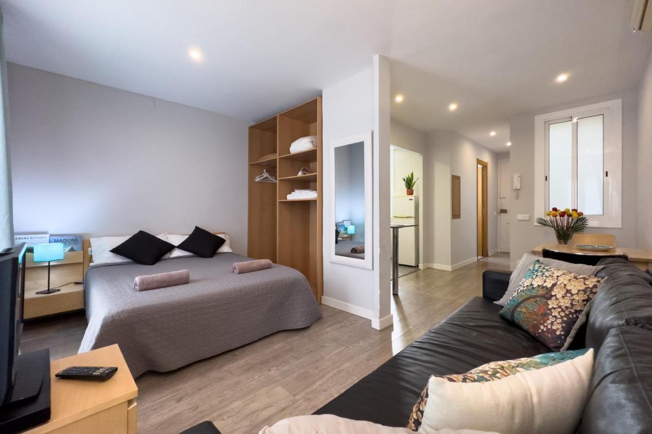 Aparteasy - Gracia Apartments Barcelona Exterior foto
